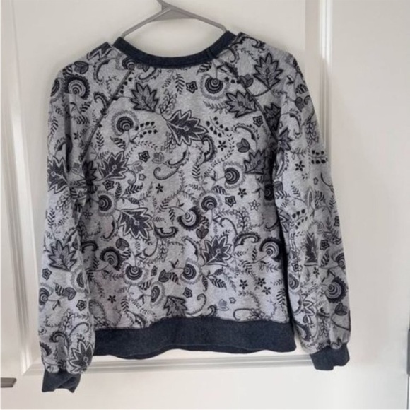 Johnny Was JWLA bishop sleeve sweatshirt grey floral wanders size small - Picture 2 of 5